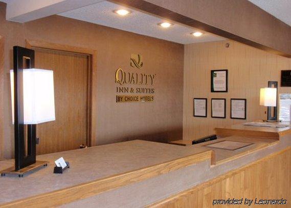 Quality Inn & Suites Davenport Interior photo